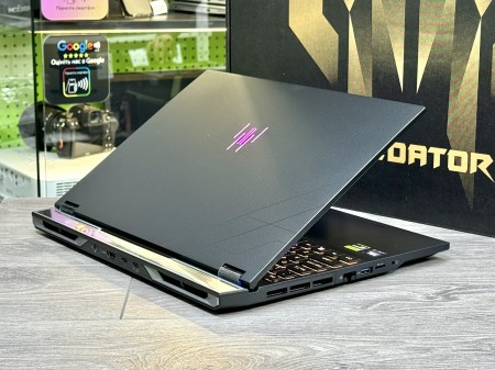 Acer Predator Helios Neo 16 AI PHN16-73 5